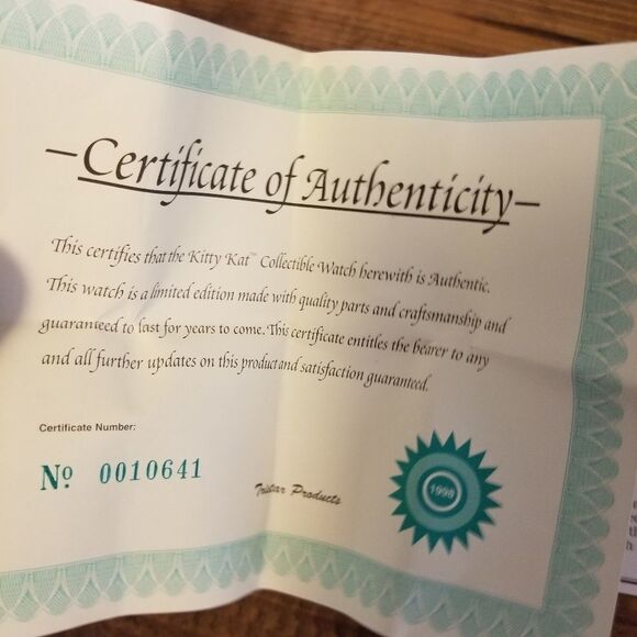 THE KITTY KAT COLLECTIBLE WATCH b25 - Picture 5 of 5